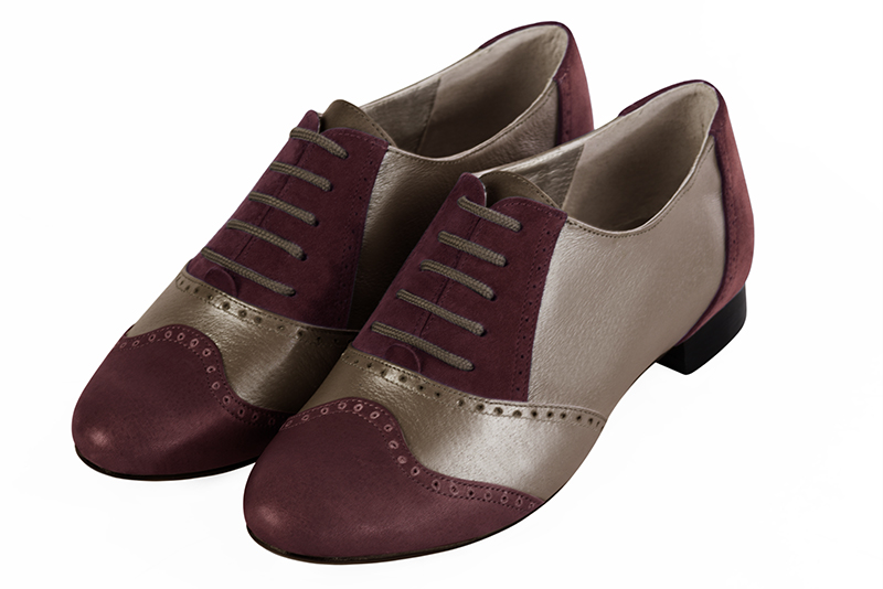 Burgundy red and tan beige women's fashion lace-up shoes. Round toe. Flat leather soles. Front view - Florence KOOIJMAN